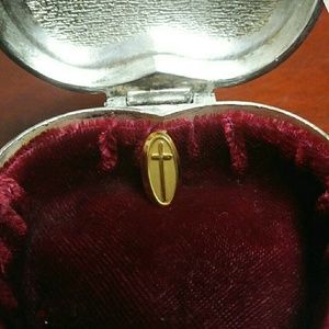 10k Solid Gold Cross Brooch